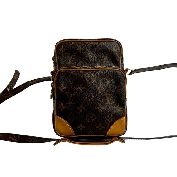 LOUIS VUITTON Brown Monogram Leather Pochette Shoulder Bag - Picture 1 of 9
